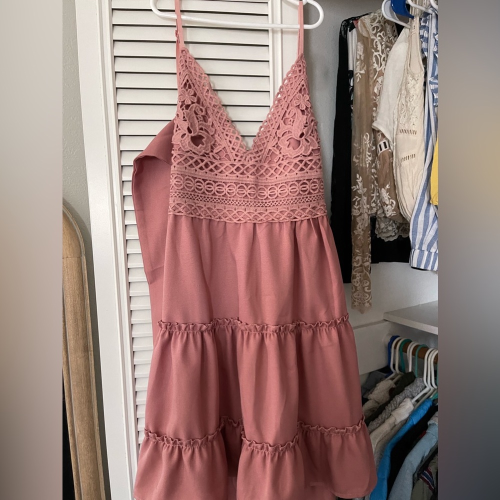 Cute Tied, Open-Back dress